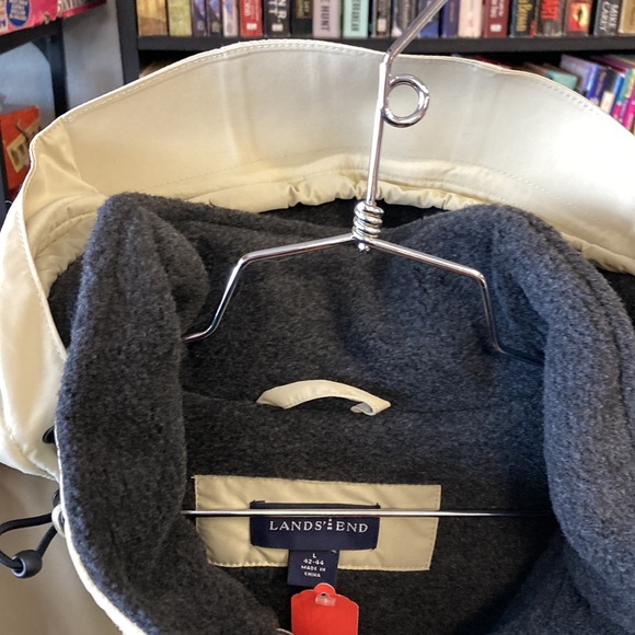 Lands End Men's Coat size Large 42-44 EUC Polartec cream color - Picture 4 of 7